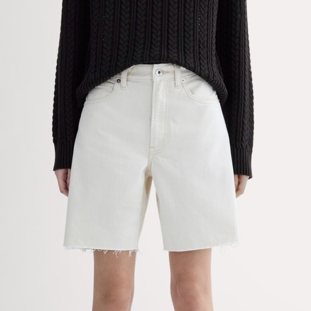Everlane OG Baggy Jean Short in Ecru, Size 28